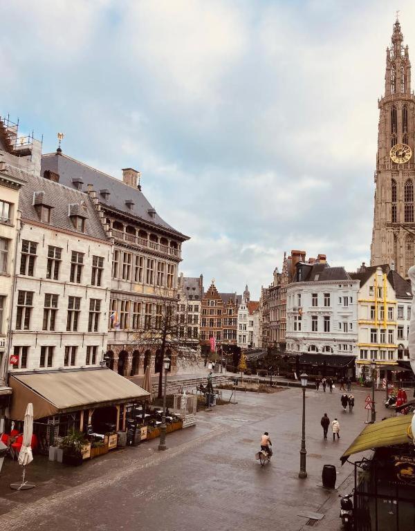 Living History - Suikernest Aparthotel Antwerpen Ngoại thất bức ảnh