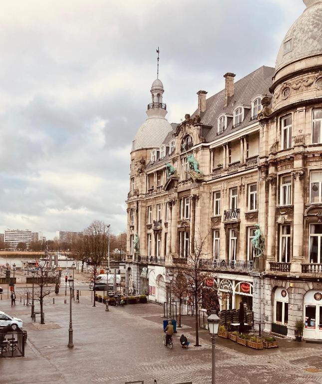 Living History - Suikernest Aparthotel Antwerpen Ngoại thất bức ảnh
