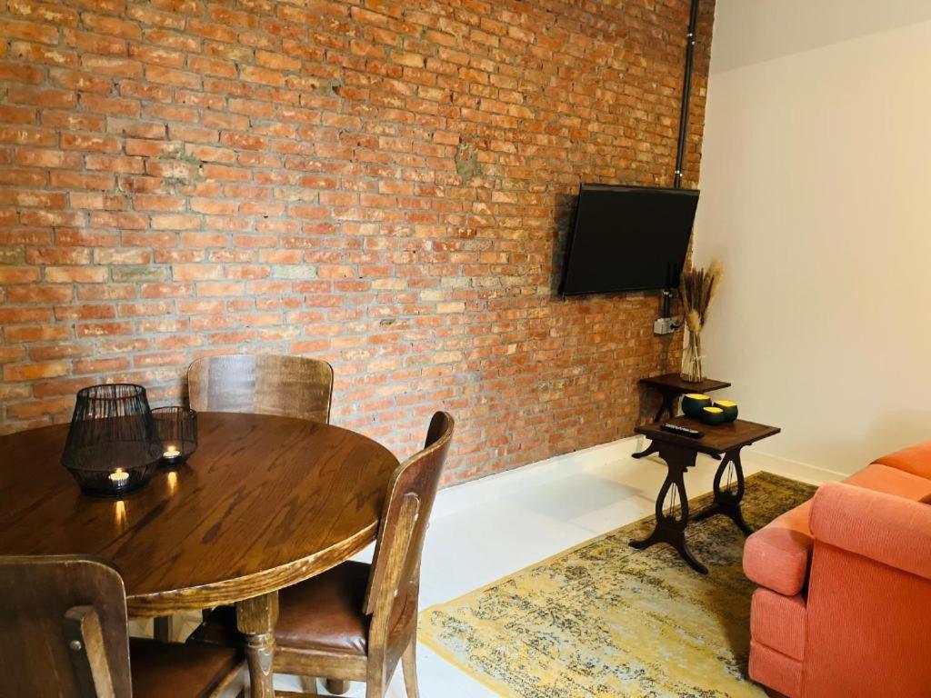 Living History - Suikernest Aparthotel Antwerpen Ngoại thất bức ảnh